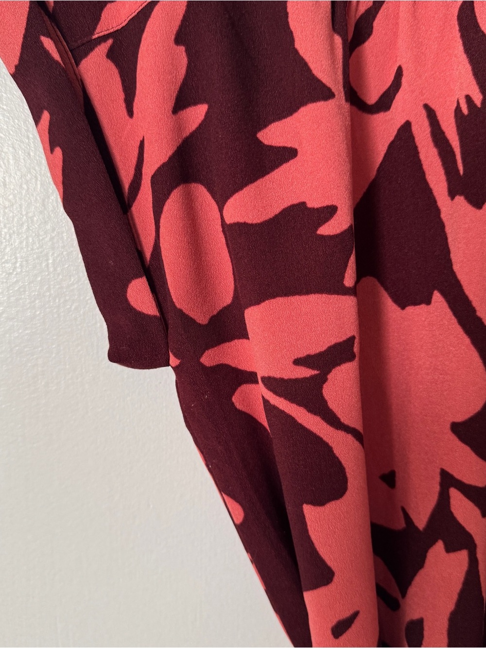 LOFT Tie-Waist Button-Up Dress in Burgundy and Coral Floral - Picture 6 of 9